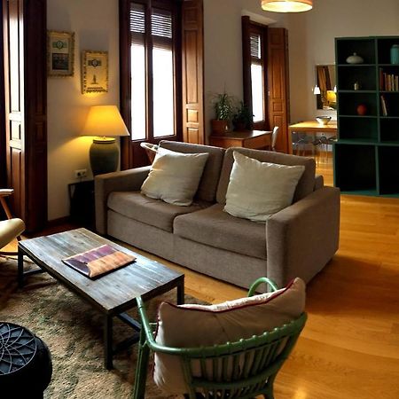 19Th Century Sevillian Apartment Séville Extérieur photo